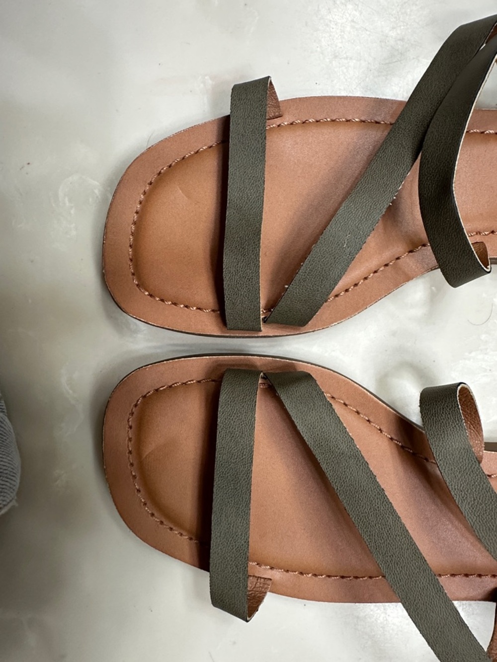 Lucky Brand Olive Strappy Flat Sandals with Tan Footbed - Picture 5 of 6